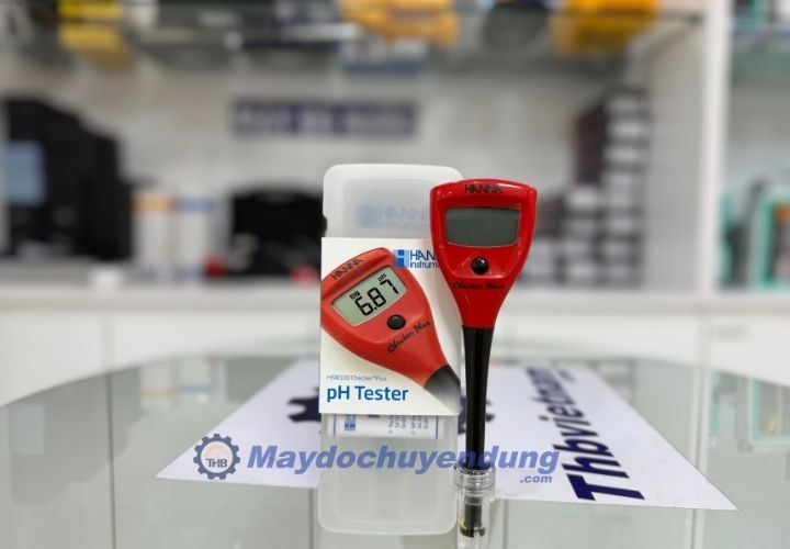 Checker Plus HI98100 thiết kế dạng bút nhỏ gọn và tiện lợi để có thể dễ dàng thay thế điện cực