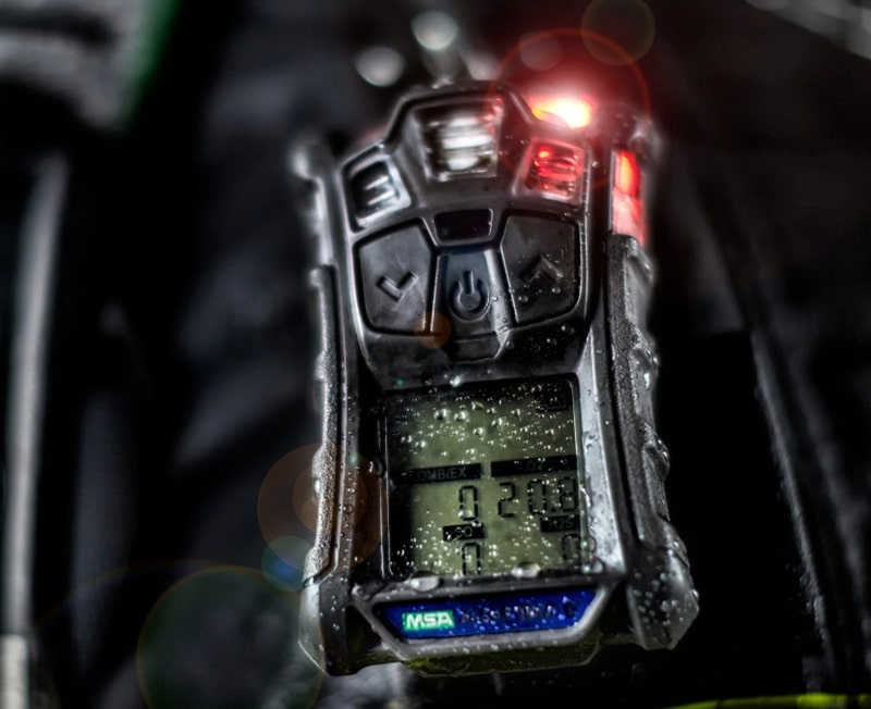 MSA Altair 4XR có chỉ số IP68 chống bụi và nước tối đa
