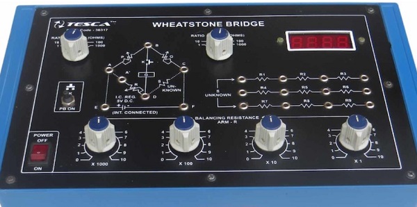 Cầu Wheatstone và mạch RC là thành phần chính trong máy đo LCR