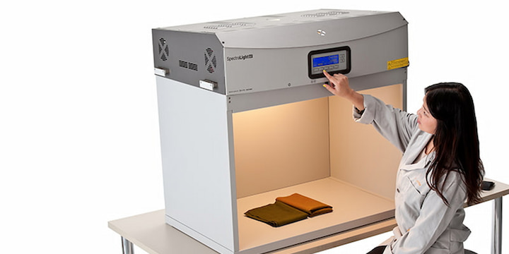 SpectraLight QC cung cấp tới 7 nguồn sáng