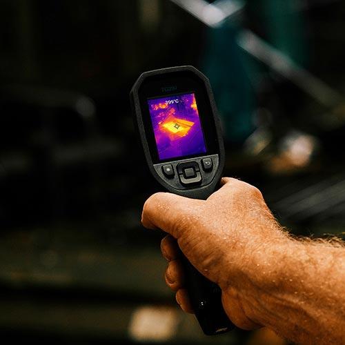 FLIR TG297 được thiết kế nhỏ gọn, sở hữu dải đo nhiệt khá rộng