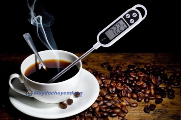 Sử dụng máy đo nhiệt độ tiếp xúc để đo lường nhanh chóng, chính xác 