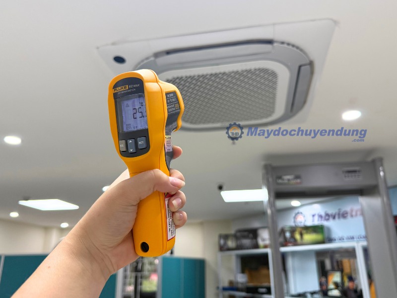 Súng bắn nhiệt độ có khả năng đo chính xác Súng bắn nhiệt độ có khả năng đo chính xác