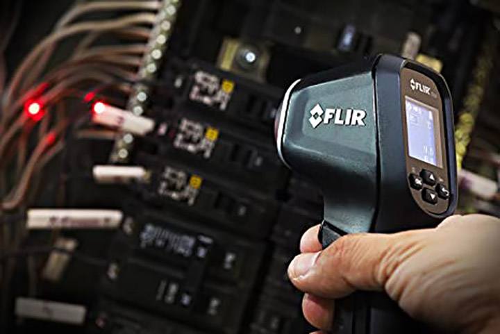 Nhiệt kế hồng ngoại Flir TG54 đo lường an toàn