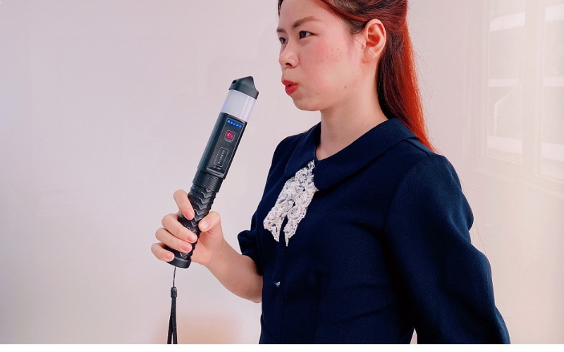 Alcofind AF-100P đo nồng độ cồn không cần dùng ống thở