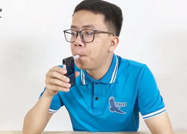 Máy đo nồng độ cồn trong hơi thở dùng ống thổi