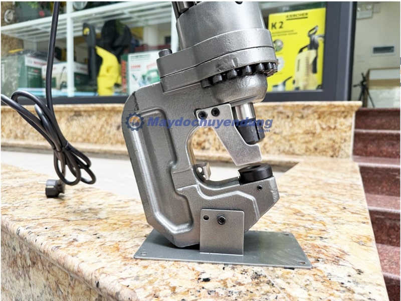 Cách chọn máy đột thủy lực phù hợp với nhu cầu sử dụng