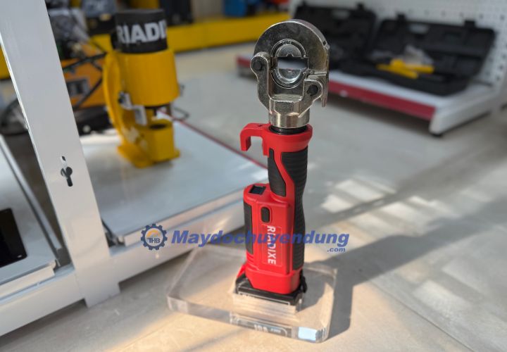 GES-300 có thiết kế nhỏ gọn, tiện lợi