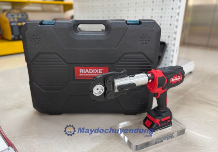 CD-300C-2 là công cụ hữu ích cho thợ điện công nghiệp, đội bảo trì hệ thống điện