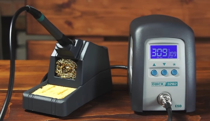 Quick 3202 điều chỉnh nhiệt độ chính xác, hàn sắt không tốt Quick 3202 điều chỉnh nhiệt độ chính xác, hàn sắt không tốt