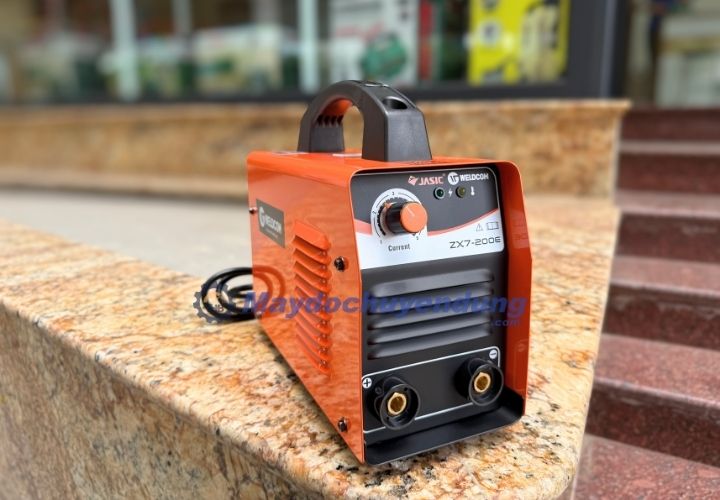 Máy hàn que mini Jasic ZX7 200E