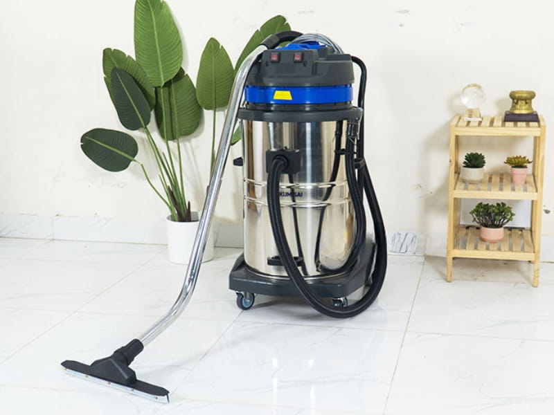 Máy hút bụi công nghiệp Kumisai KMS70A xử lý bụi khô và ướt hiệu quả 