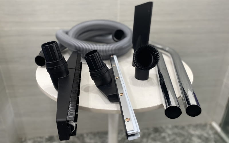 Các phụ kiện đi kèm của máy hút bụi công nghiệp CleproX X-3/80