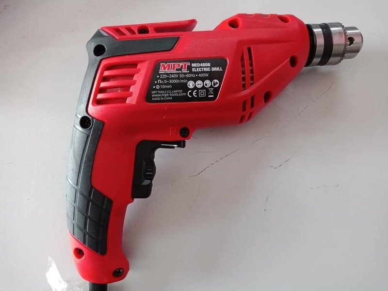 Máy khoan bắt vít cầm tay MPT MED4006 Máy khoan bắt vít cầm tay MPT MED4006