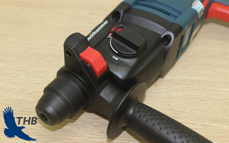 GBH 2-20 RE sử dụng đầu kẹp mũi khoan SDS Plus