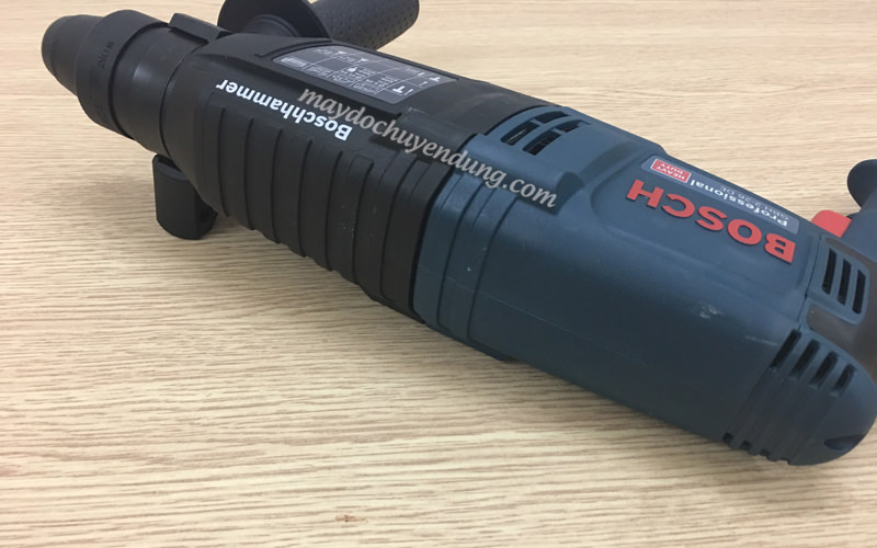 Mã số an ninh được ghi dưới thân máy khoan Bosch GBH 2-26 E