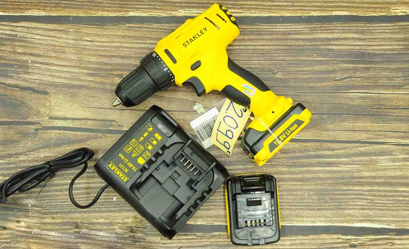 Máy khoan 10.8V Stanley SCD12S2