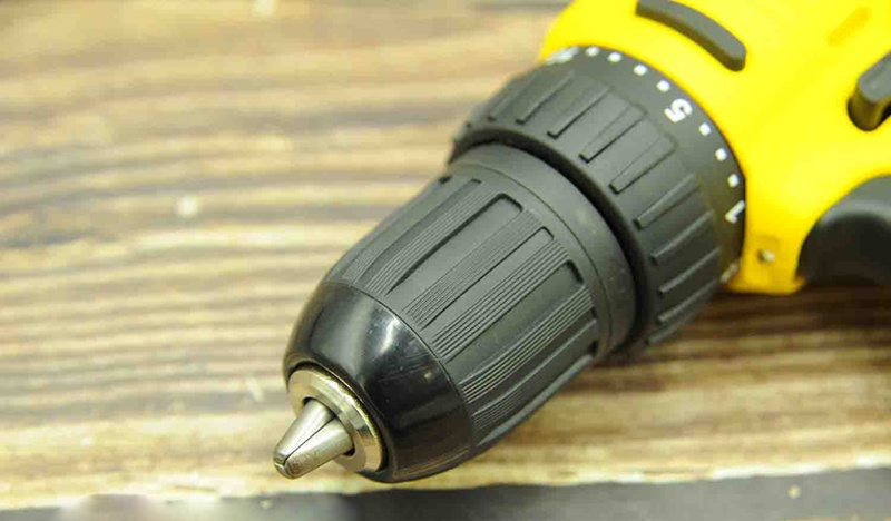 SCD12S2 Stanley có đường kính đầu kẹp 10mm