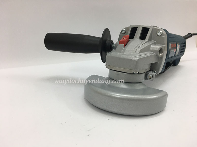 Khung máy mài Bosch GWS 9-100 P được làm bằng hợp kim thép độ cứng lớn Khung máy mài Bosch GWS 9-100 P được làm bằng hợp kim thép độ cứng lớn