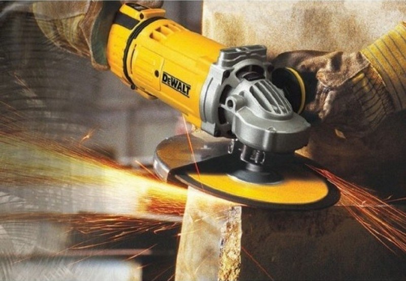 Ứng dụng Máy mài góc Dewalt DWE8830G