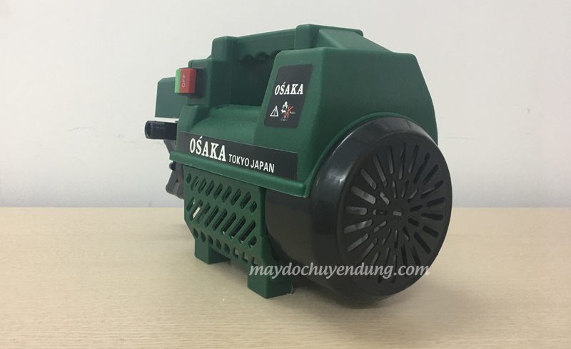 Máy xịt rửa xe Osaka thiết kế chắc chắn