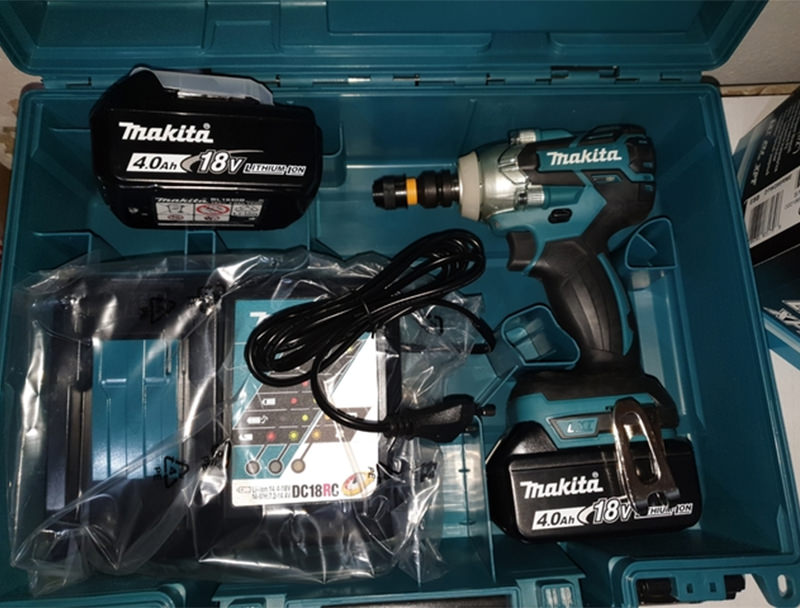 Máy vặn ốc dùng pin Makita DTW285RME