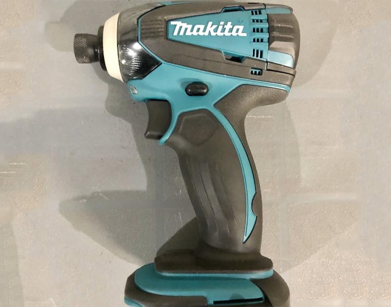 Máy vặn vít dùng pin Makita DTD134Z