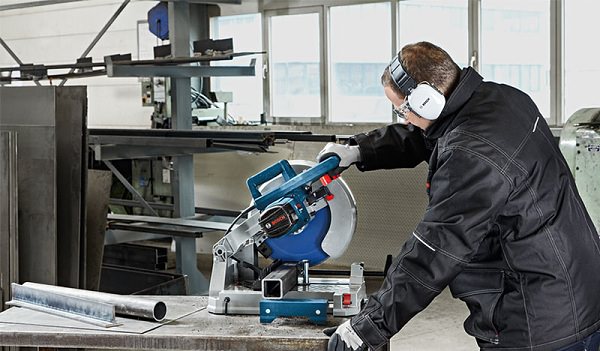 chiếc máy cắt sắt tốt