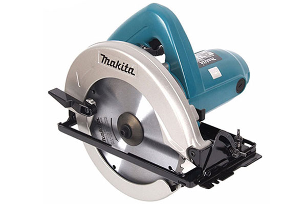 Makita 5806B