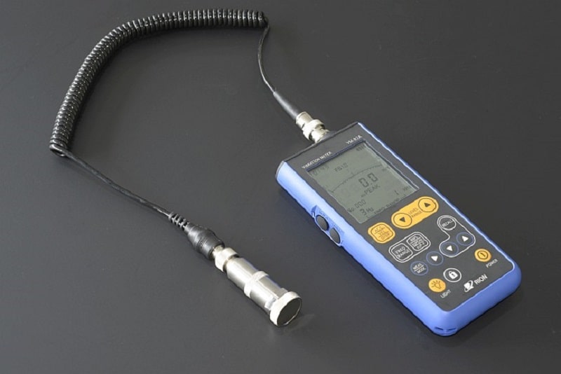 Máy đo độ rung đa năng Rion VM82A