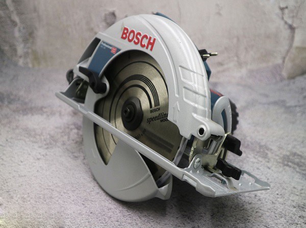 Máy cưa đĩa Bosch GKS 190