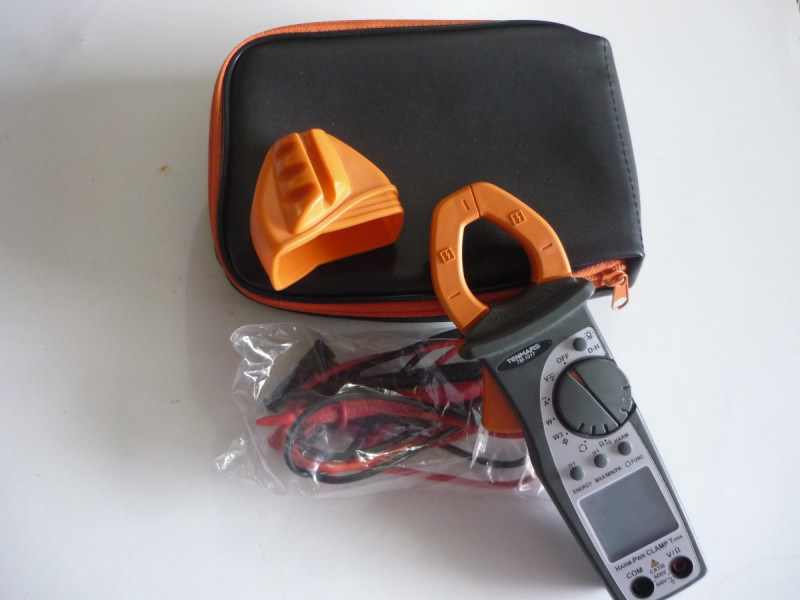 Tenmars TM – 1017 được thiết kế với màn hình hiển thị Backlit LCD sắc nét Tenmars TM – 1017 được thiết kế với màn hình hiển thị Backlit LCD sắc nét