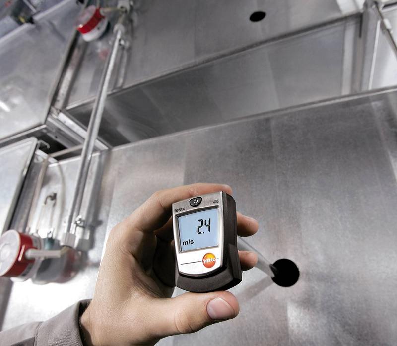 Máy đo vận tốc gió tay cầm dạng ống lồng Testo 405