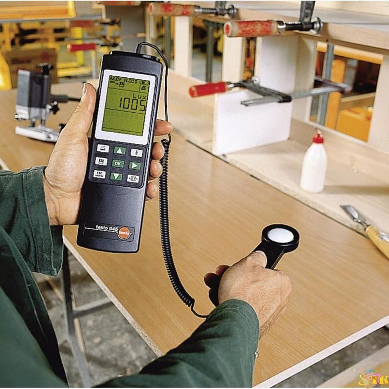 Máy đo cường độ ánh sáng Testo 545 Máy đo cường độ ánh sáng Testo 545