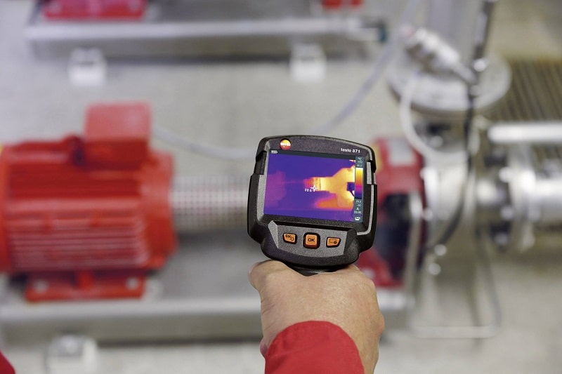 Camera đo nhiệt Testo 871 đo nhiệt độ với hai dải độ chính xác