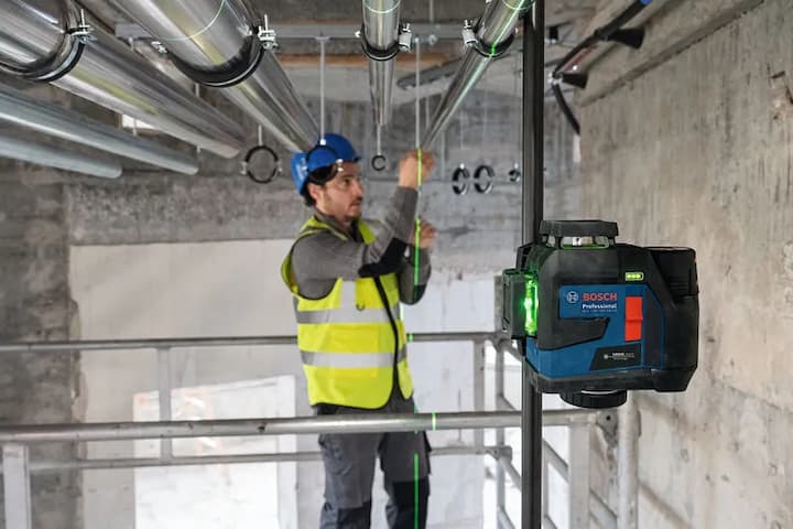 Bosch GLL 100-33 CG cho độ chính xác cao