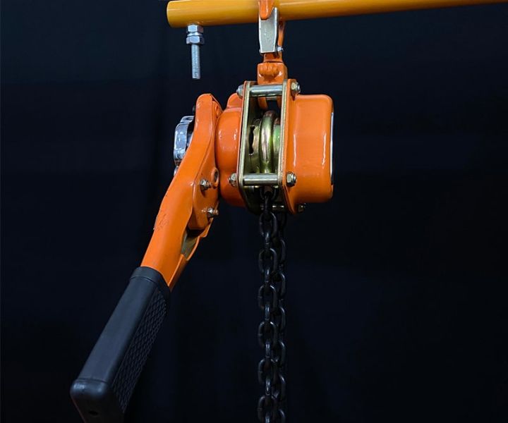 Pa lăng xích lắc tay Kenbo LB6 cho phép nâng hạ tải trọng lớn đến 6 tấn