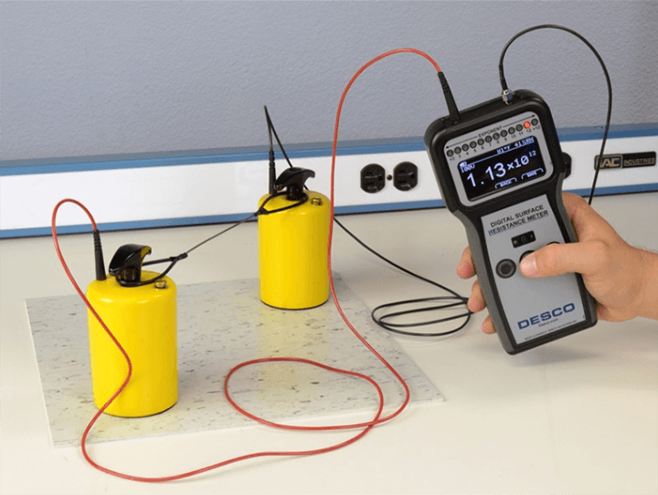Máy đo điện trở bề mặt Desco 19290 an toàn cho người dùng