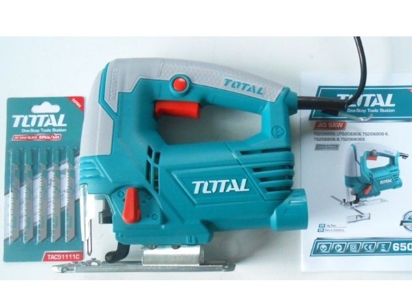 Máy cưa lọng Total TS206806