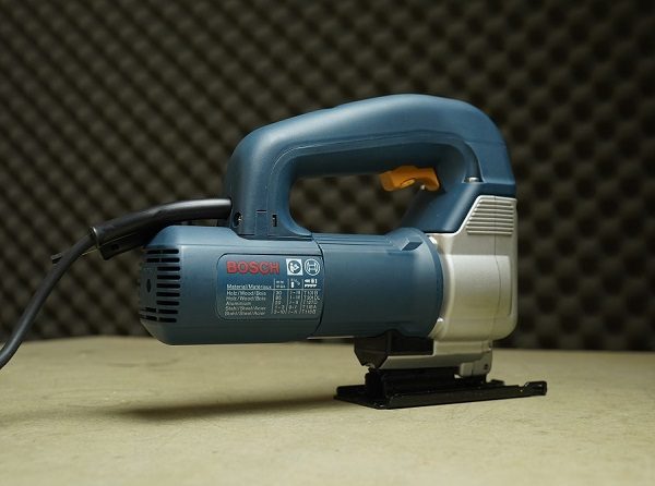 Máy cưa long Bosch GST 80 PBE