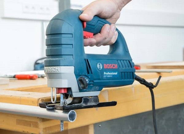 Máy cưa lọng Bosch GST 8000 E