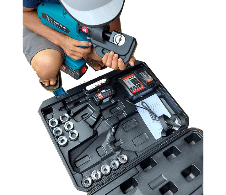 Trọn bộ máy ép cos thủy lực dùng pin Zupper EZ-400U