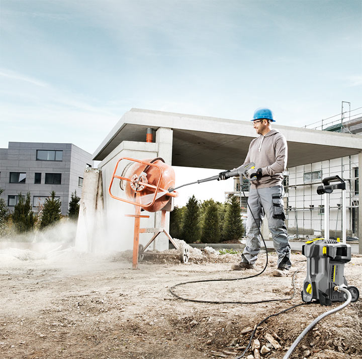 Khả năng phun xịt mạnh mẽ của Karcher HD 5/11P Khả năng phun xịt mạnh mẽ của Karcher HD 5/11P