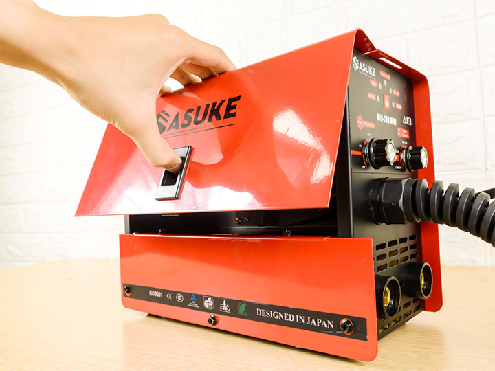 Sasuke Mig-200Mini thiết kế gọn nhẹ, cuộn dây lắp bên trong Sasuke Mig-200Mini thiết kế gọn nhẹ, cuộn dây lắp bên trong
