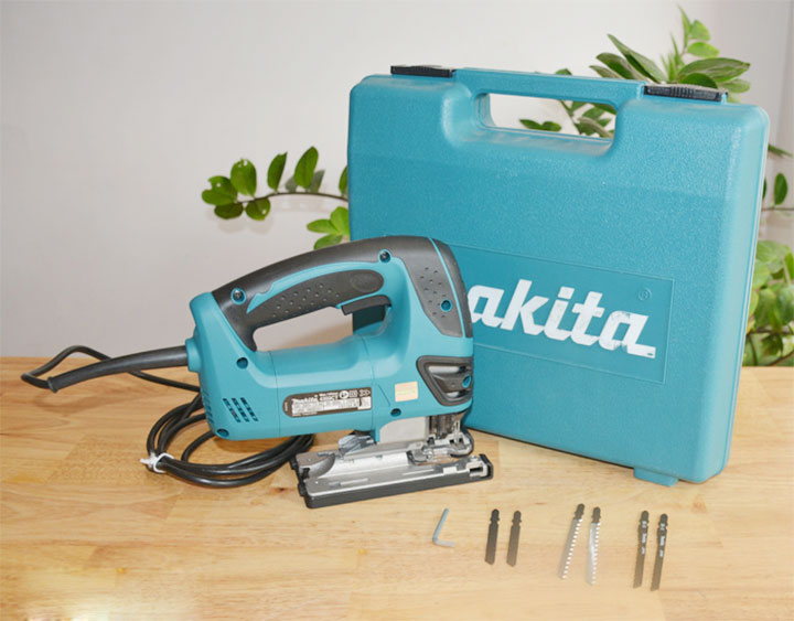 Hình ảnh máy cưa lọng Makita 4350CT Hình ảnh máy cưa lọng Makita 4350CT