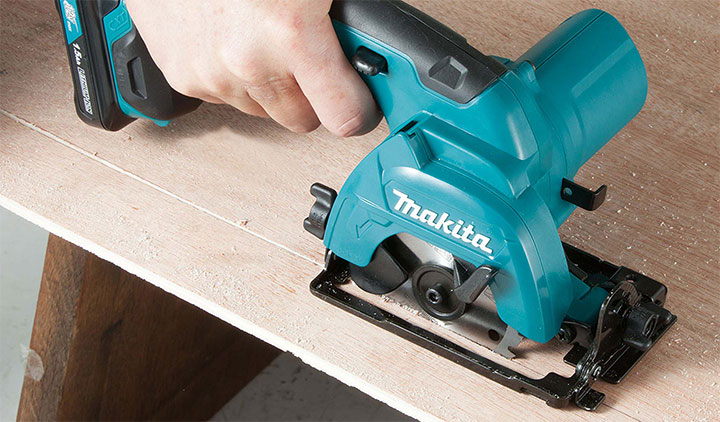 Hình ảnh máy cưa đĩa dùng pin Makita HS301DSAE Hình ảnh máy cưa đĩa dùng pin Makita HS301DSAE