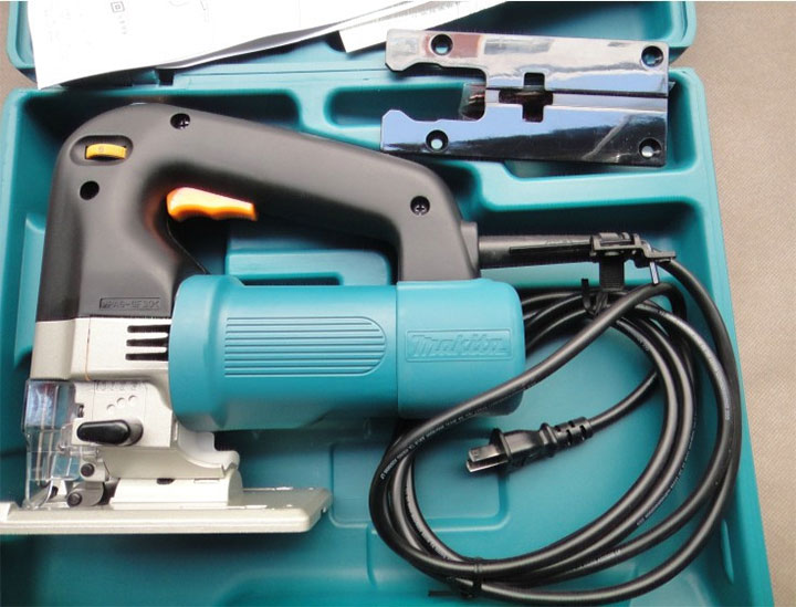 Hình ảnh máy cưa lọng Makita 4304 Hình ảnh máy cưa lọng Makita 4304