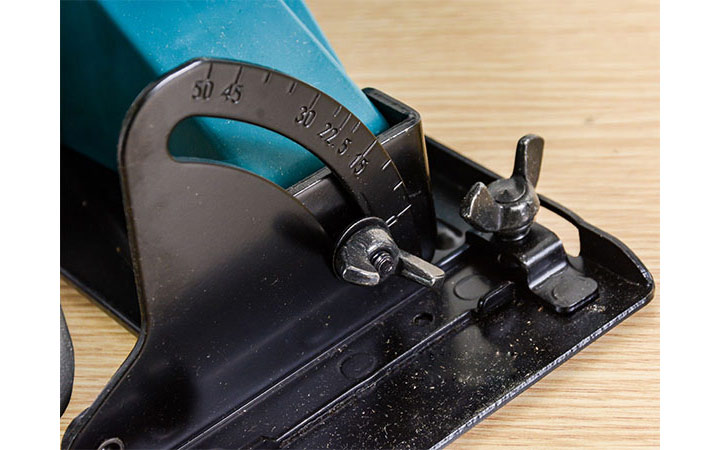 Điều chỉnh độ nông/sâu cắt