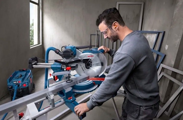 Bosch GCM 340-305 D cưa nhanh, hiệu suất cao