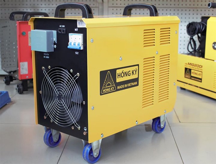 Mặt sau của máy hàn Hồng Ký HK MIG 350I 